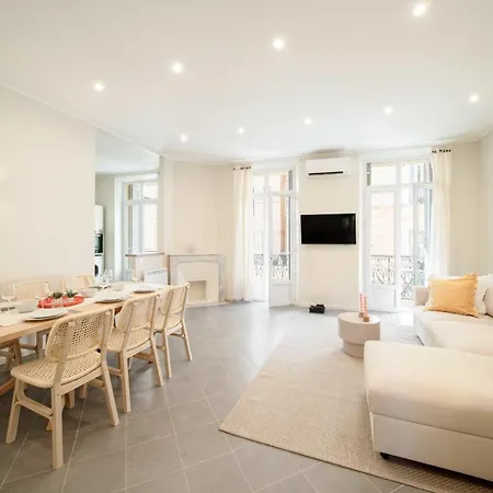 Quiet And Luxurious - Center Apartment Cannes